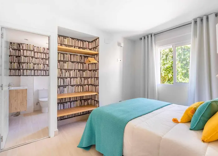 Vivendos New Y Luxury Center